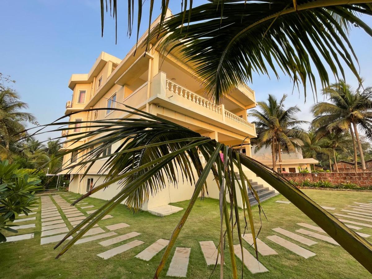 Kay'S By The Sea Hotel Ajgaon Exterior photo